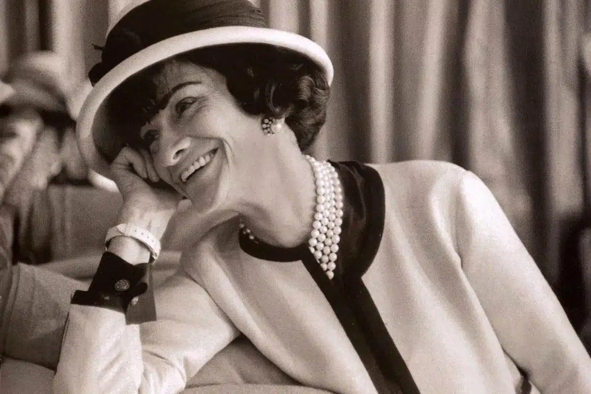 Coco Chanel chi era davvero e perché il suo stile continua a insegnare moda