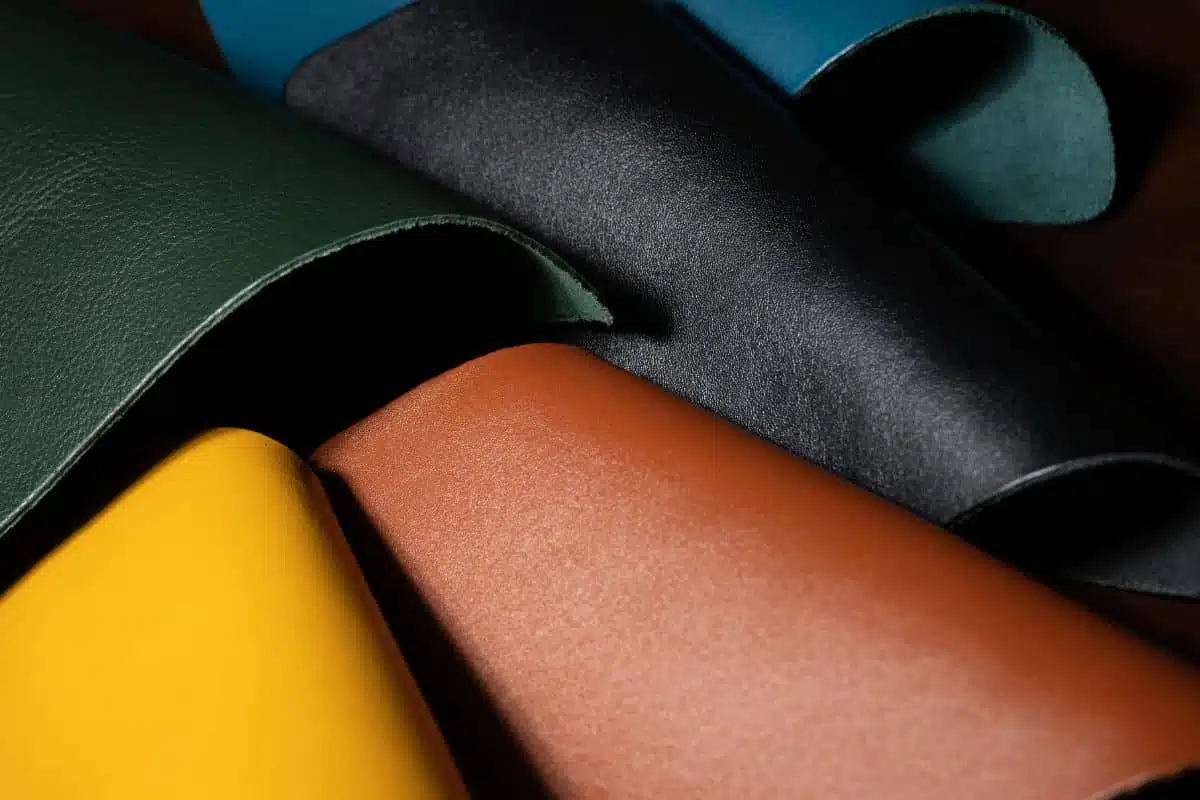 La NAD - Accademia del Design a LineaPelle per un osservatorio su materiali, processi e filiere del design. Nicola Pighi La conoscenza della materia diventa il vincolo creativo che abilita l'innovazione