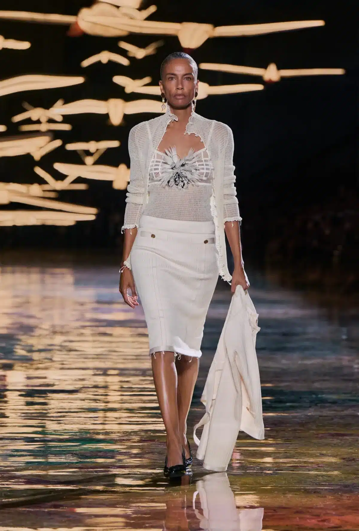 Look 2 della collezione Chanel primavera estate 2027 di Matthieu Blazy