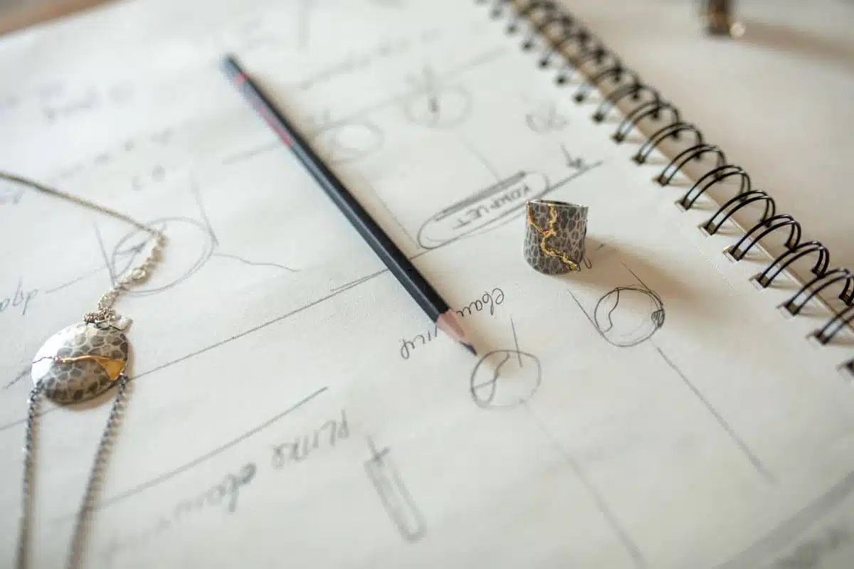corso design designer di gioielli